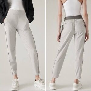 New ATHLETA Brooklyn Ankle Pants In grey & white pinstripe Sz 18
